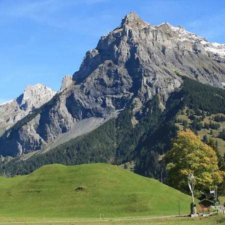 Kanderhutte 招待所 坎德施泰格